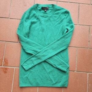 Banana Republic Merino Wool Scalloped Neck Emerald Green Sweater - Christmas